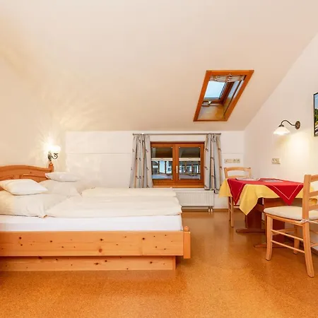 Gaestehaus Flora 4* Reit im Winkl