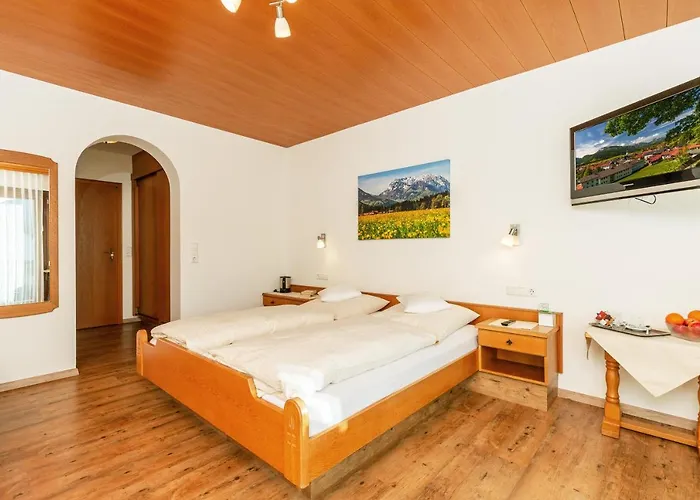 Gastehaus Flora Guest house