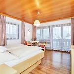 Gaestehaus Flora Reit im Winkl