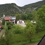 Casa de hóspedes Gaestehaus Flora 4*