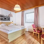 Gaestehaus Flora 4* Reit im Winkl