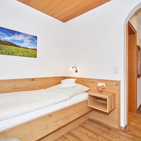 Gastehaus Flora Guest house