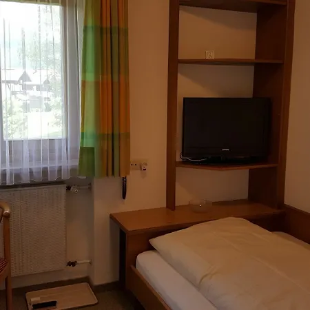Guest house Gastehaus Flora Reit im Winkl