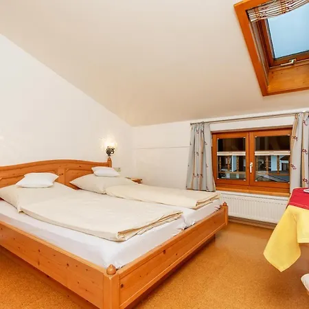 Gastehaus Flora 3* Reit im Winkl