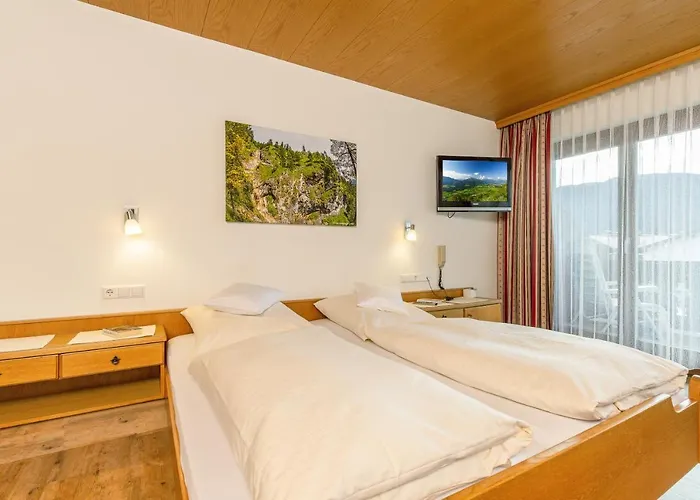 Gaestehaus Flora Gæstehus 4*